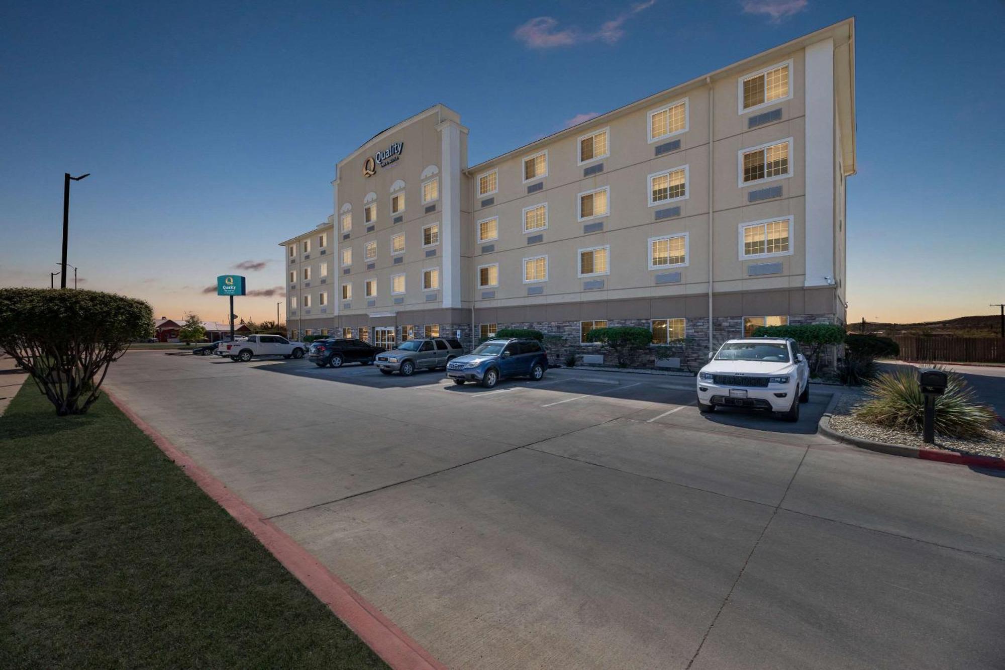 Quality Inn & Suites Big Spring Exterior foto